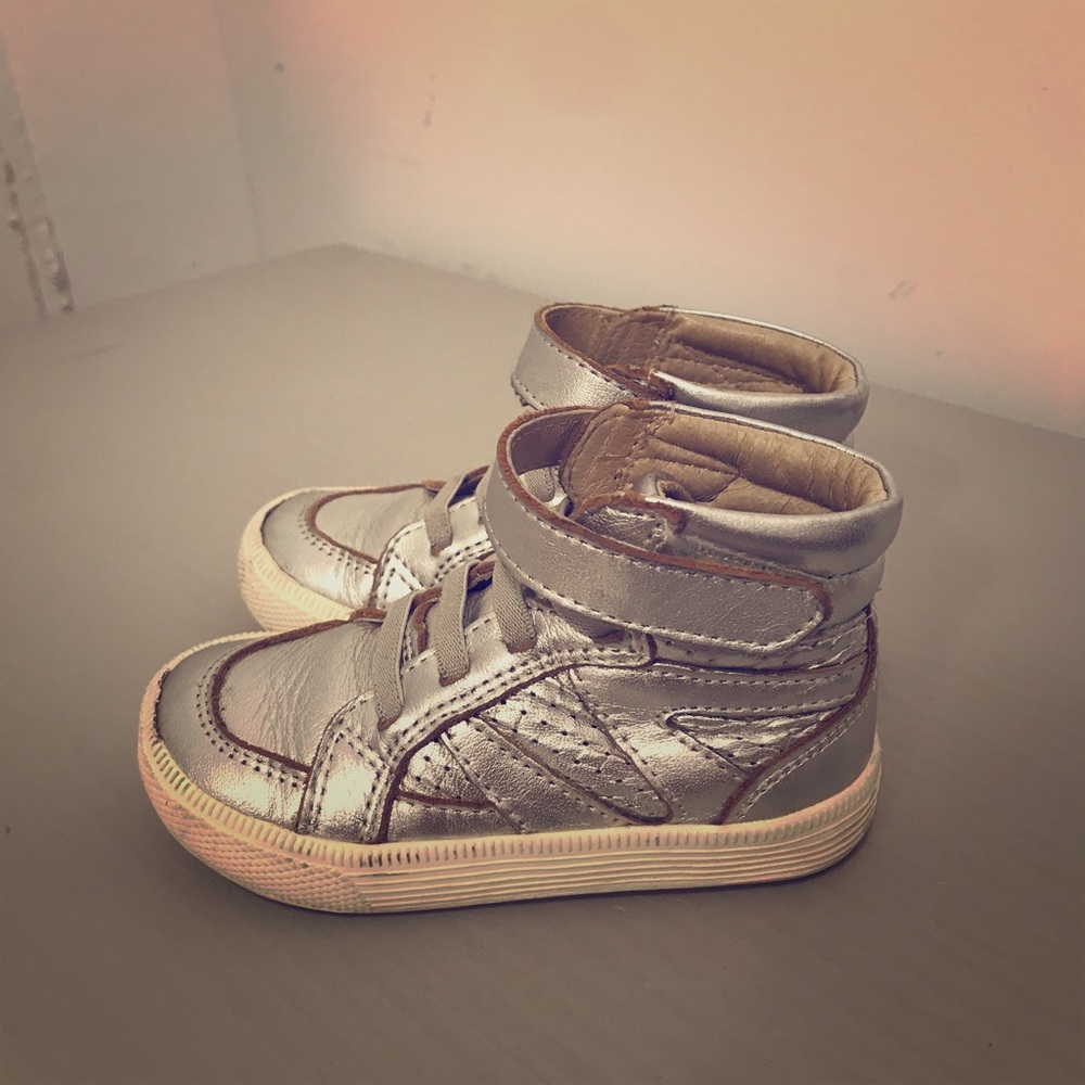 Toddler high top sneakers